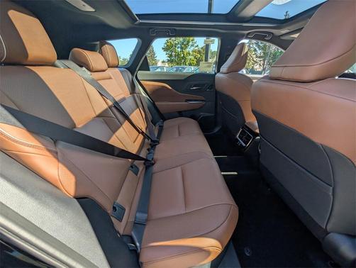 2025 Toyota Crown Signia Limited
