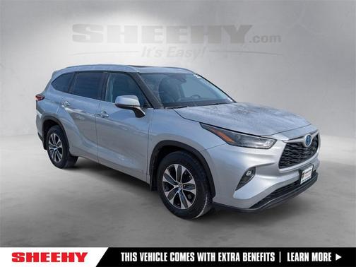 2022 Toyota Highlander Hybrid XLE