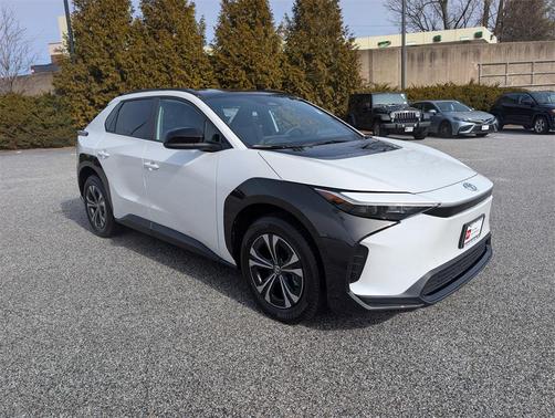 2025 Toyota bZ4X XLE