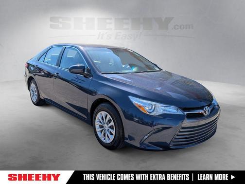Pearl 2015 Toyota Camry LE