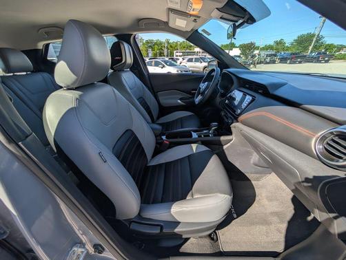 Boulder Gray 2021 Nissan Kicks SR