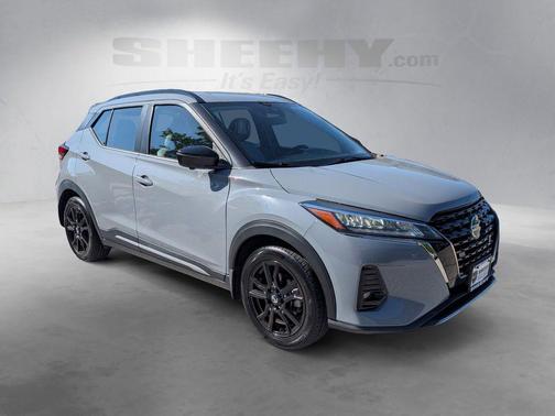 Boulder Gray 2021 Nissan Kicks SR