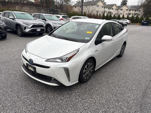 2022 Toyota Prius XLE