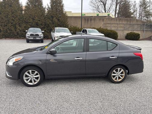 2015 Nissan Versa 1.6 SL