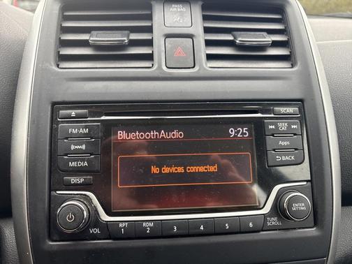 2015 Nissan Versa 1.6 SL