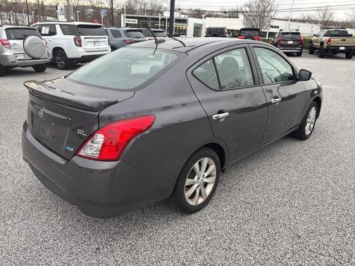2015 Nissan Versa 1.6 SL