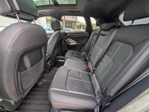 2022 Audi Q3 45 S line Premium Plus