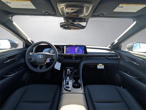 2026 Toyota Crown Platinum