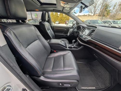 2016 Toyota Highlander Limited