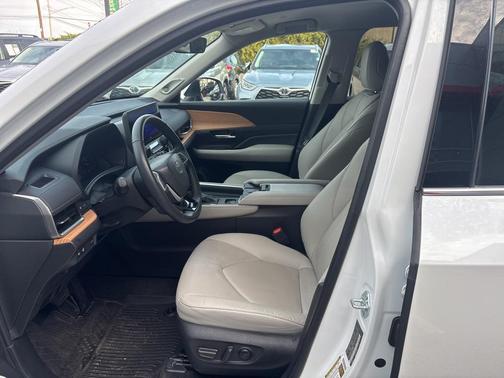 2024 Toyota Grand Highlander Limited