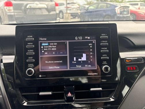 Super White 2021 Toyota Camry SE