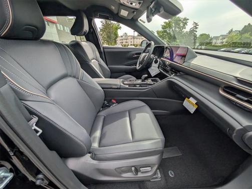 2025 Toyota Crown XLE