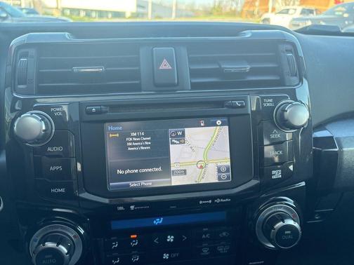 Midnight Black Metallic 2019 Toyota 4Runner Limited