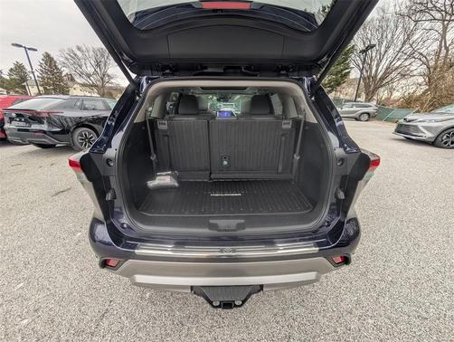 2026 Toyota Highlander Platinum