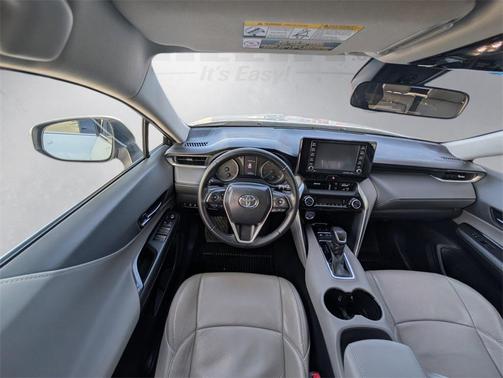 2021 Toyota Venza LE