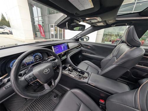 2024 Toyota Crown Platinum