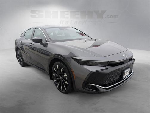 2024 Toyota Crown Platinum