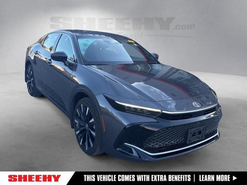 2024 Toyota Crown Platinum