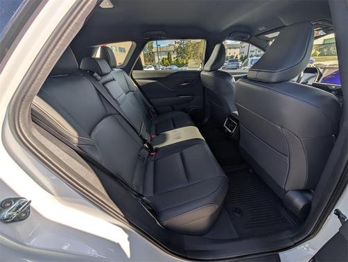 2025 Toyota Crown Signia XLE