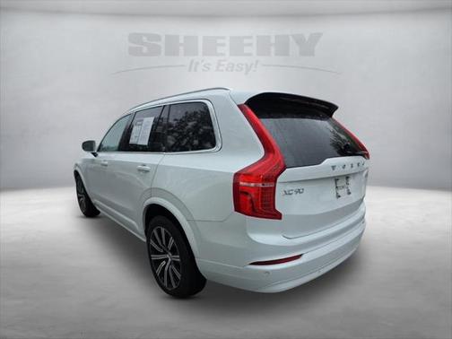 2023 Volvo XC90 B5 Core