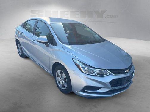 Silver Ice Metallic 2017 Chevrolet Cruze LS