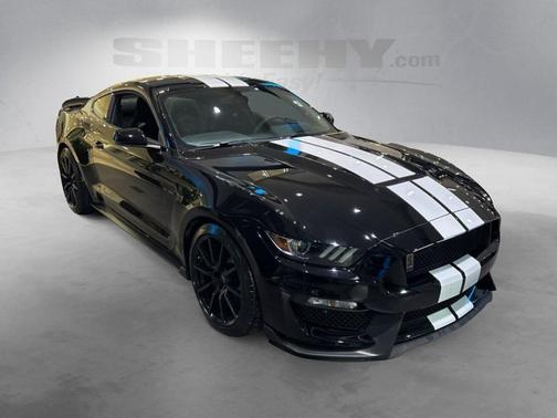 2017 Ford Shelby GT350R Base