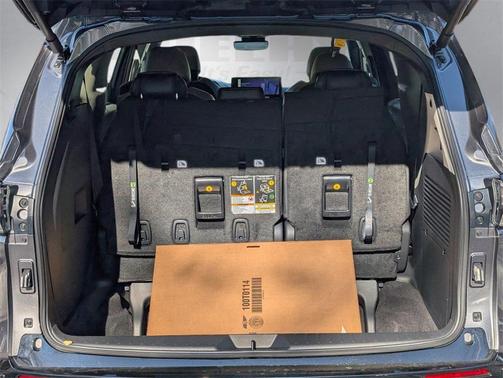 2025 Toyota Sienna Limited