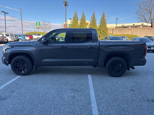 2025 Toyota Tundra Hybrid Limited