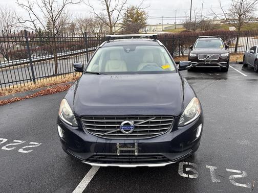 2016 Volvo XC60 T5 Premier