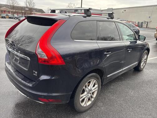 2016 Volvo XC60 T5 Premier