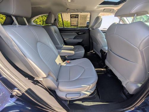 Blueprint 2023 Toyota Highlander Hybrid XLE