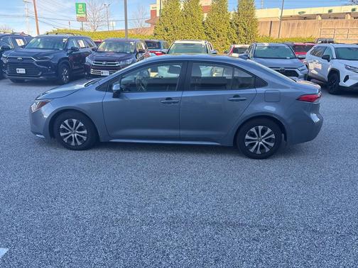2022 Toyota Corolla Hybrid LE