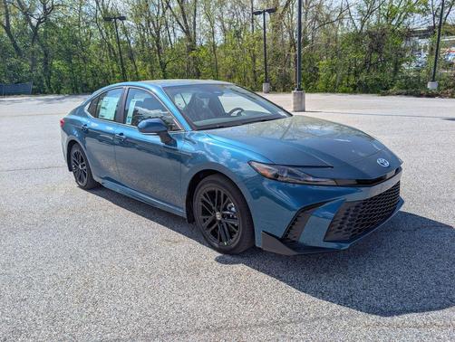 Ocean 2026 Toyota Camry SE