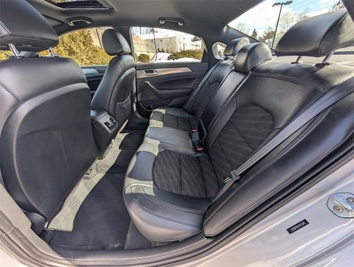 2019 Hyundai SONATA Sport
