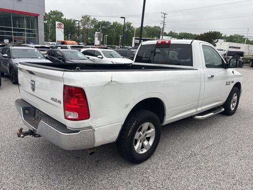 Bright White Clearcoat 2014 RAM 1500 SLT