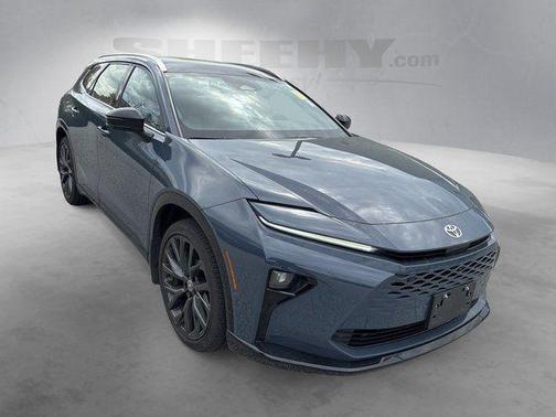 Storm Cloud 2025 Toyota Crown Signia Limited