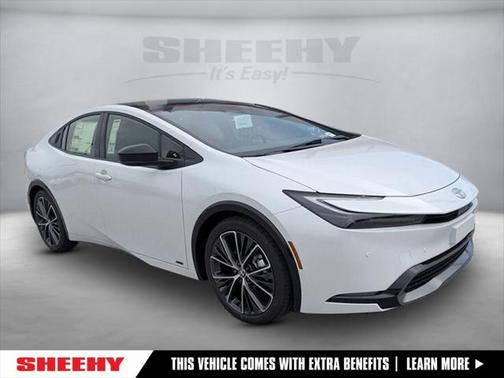 2025 Toyota Prius XLE