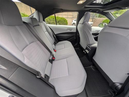 2025 Toyota Corolla Hybrid SE