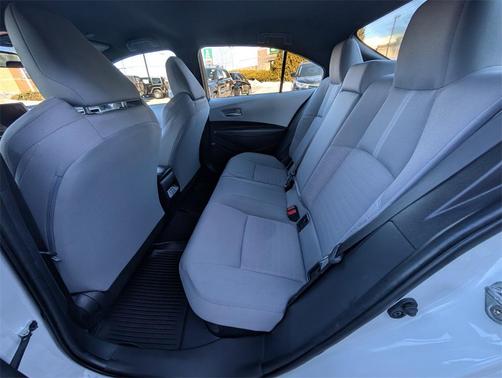 2025 Toyota Corolla Hybrid SE