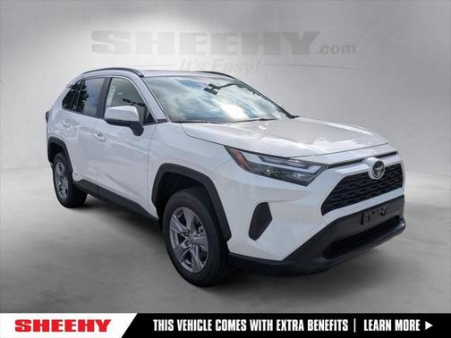 2025 Toyota RAV4 Hybrid XLE