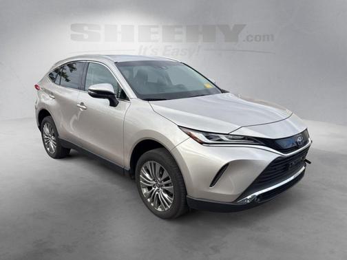 2023 Toyota Venza XLE