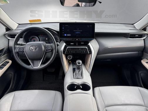 2023 Toyota Venza XLE