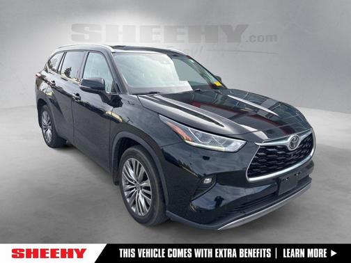 2022 Toyota Highlander Platinum