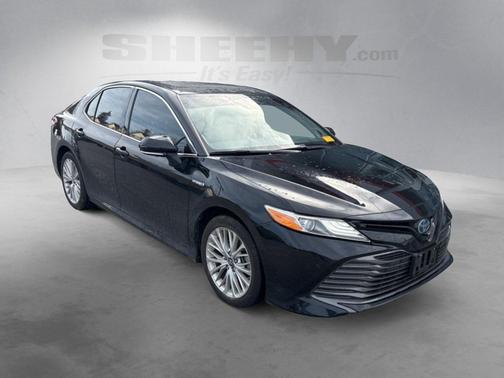2019 Toyota Camry Hybrid XLE