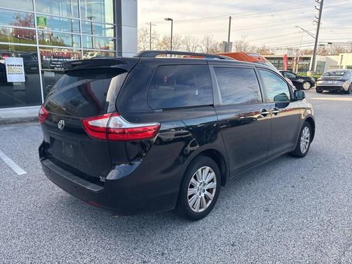 2015 Toyota Sienna XLE