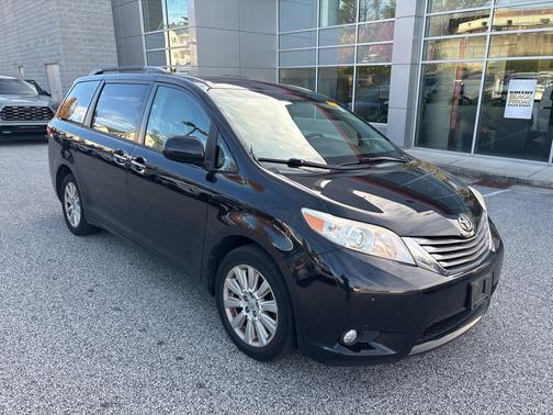 2015 Toyota Sienna XLE