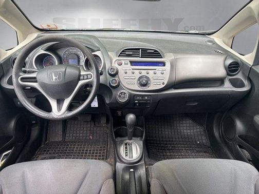 Alabaster Silver Metallic 2013 Honda Fit Base