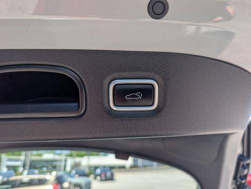 Ceramic Silver 2022 Kia Stinger GT2