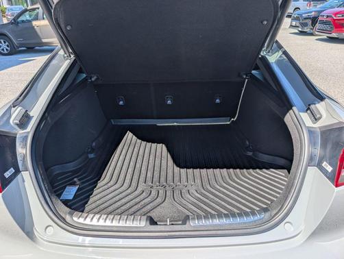 Ceramic Silver 2022 Kia Stinger GT2