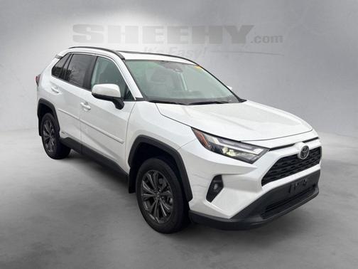 2025 Toyota RAV4 Hybrid XLE Premium